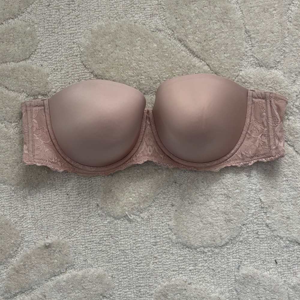 Torrid Nude Strapless Bra Size 44D